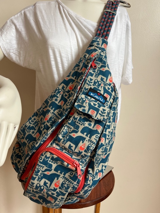 Kavu Handbags - Kavu fable retired Teal, Cream animal bear horse fox  Patterned Sling Belt Bag